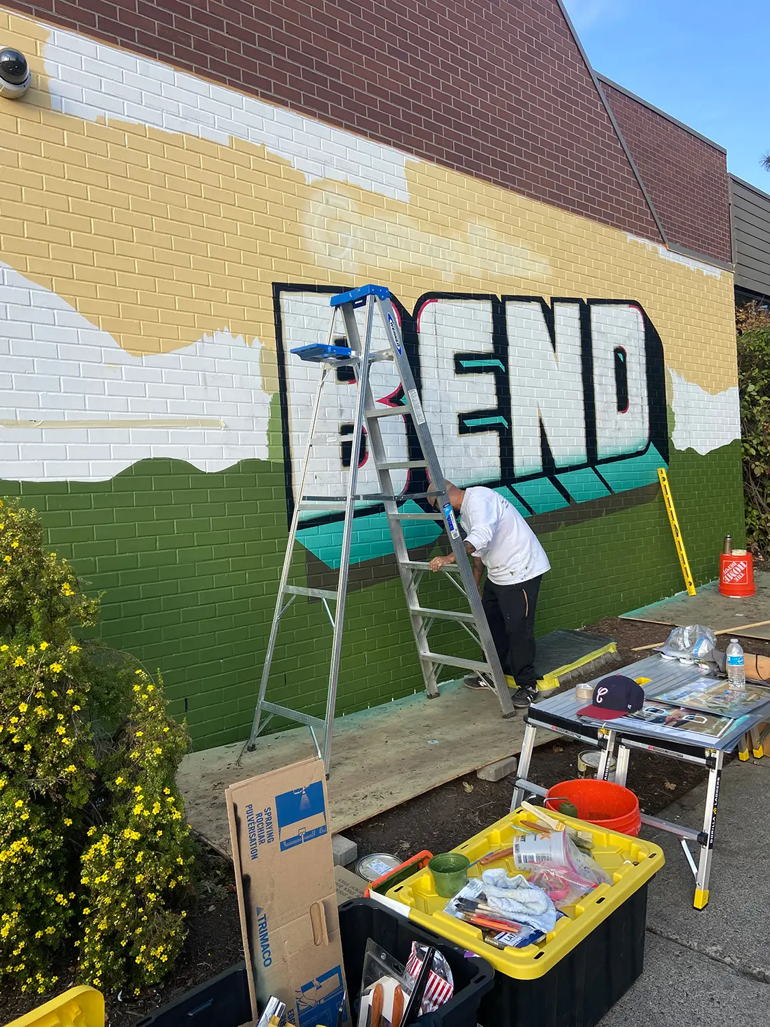Bend, Oregon mural in progress